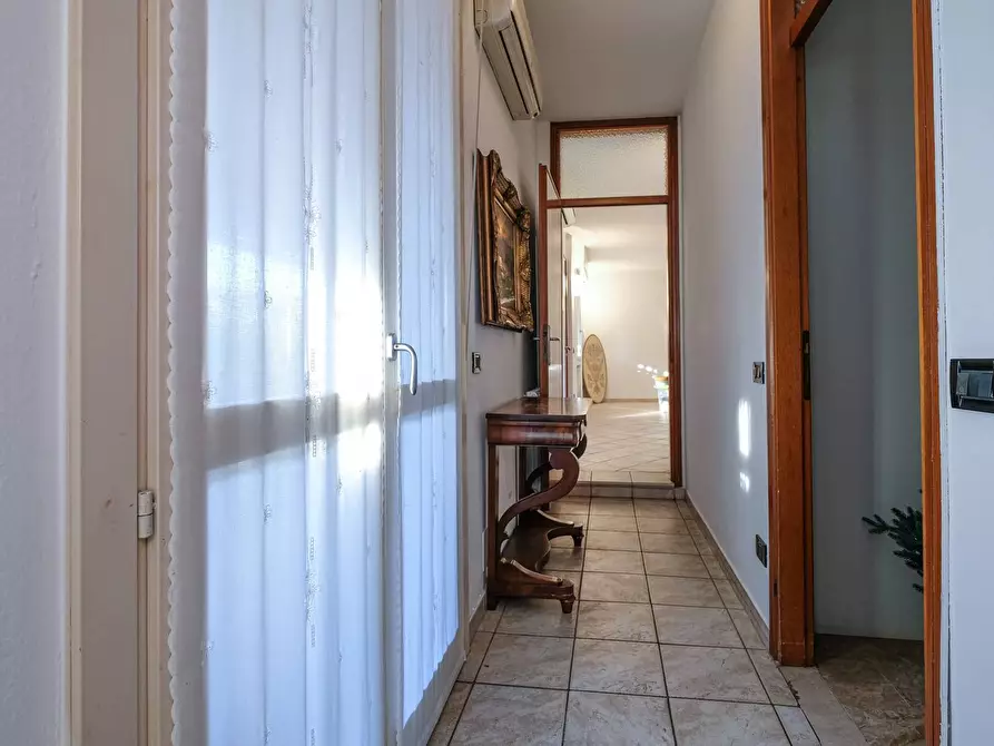 Immagine 26 di Laboratorio in vendita  in DONIZETTI a Romano Di Lombardia