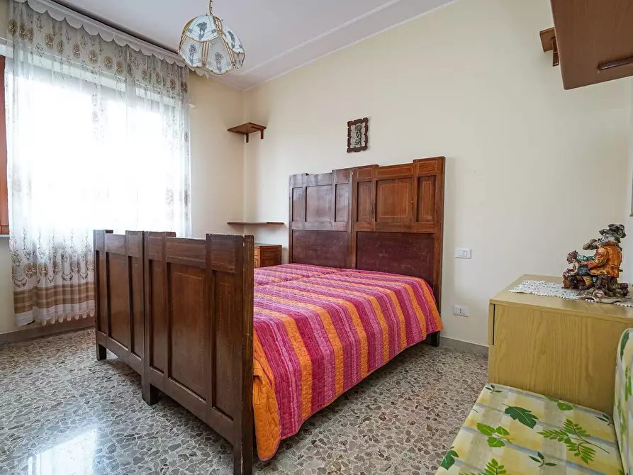 Immagine 24 di Villa in vendita  in via Manzoni a Chignolo D'isola