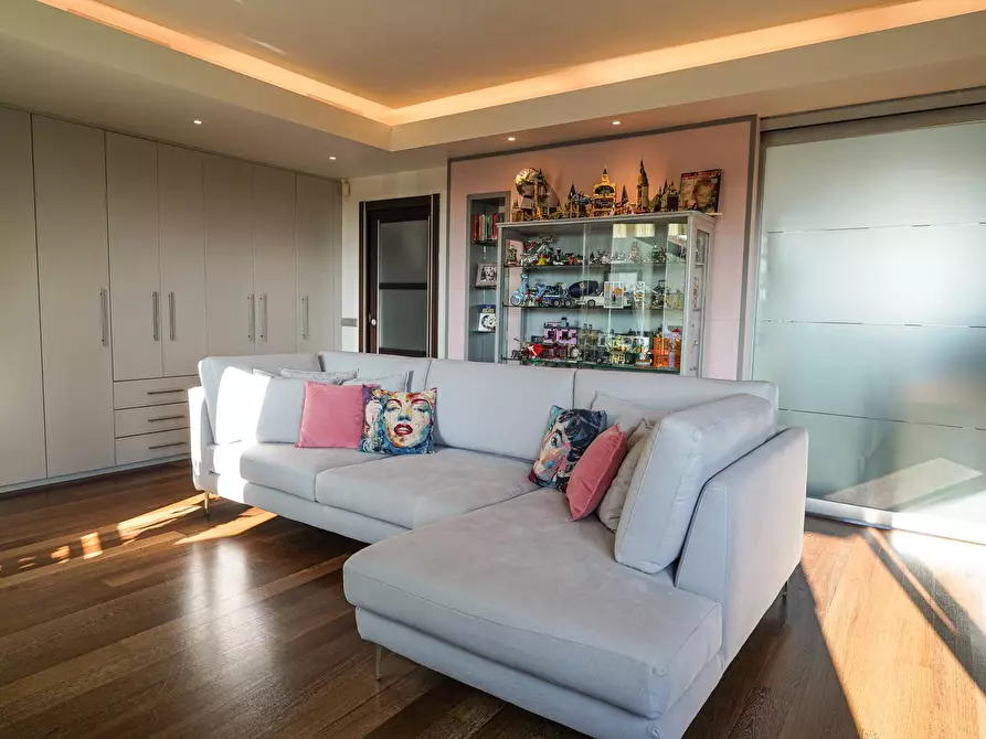 Immagine 7 di Appartamento in vendita  in Via Meucci a Chignolo D'isola