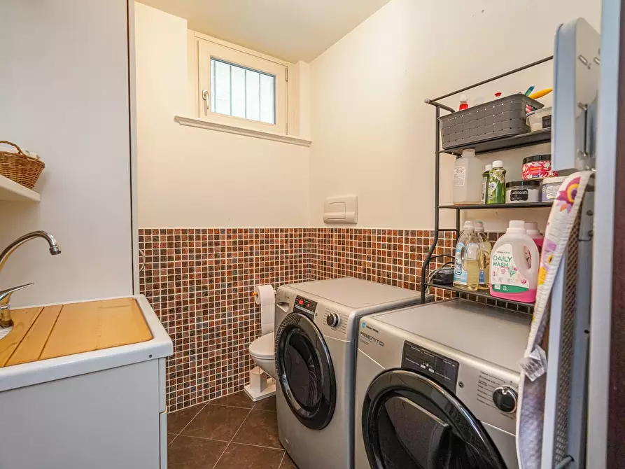 Immagine 26 di Appartamento in vendita  in Via Meucci a Chignolo D'isola