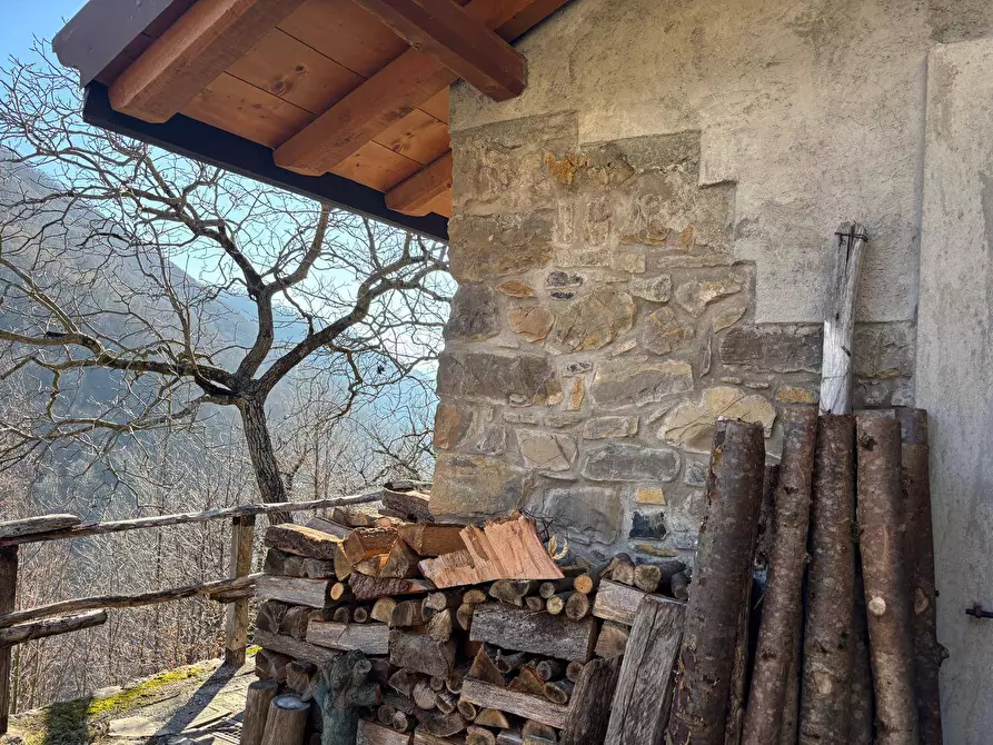 Immagine 5 di Rustico / casale in vendita  in VIA FOPPETTA a Val Brembilla