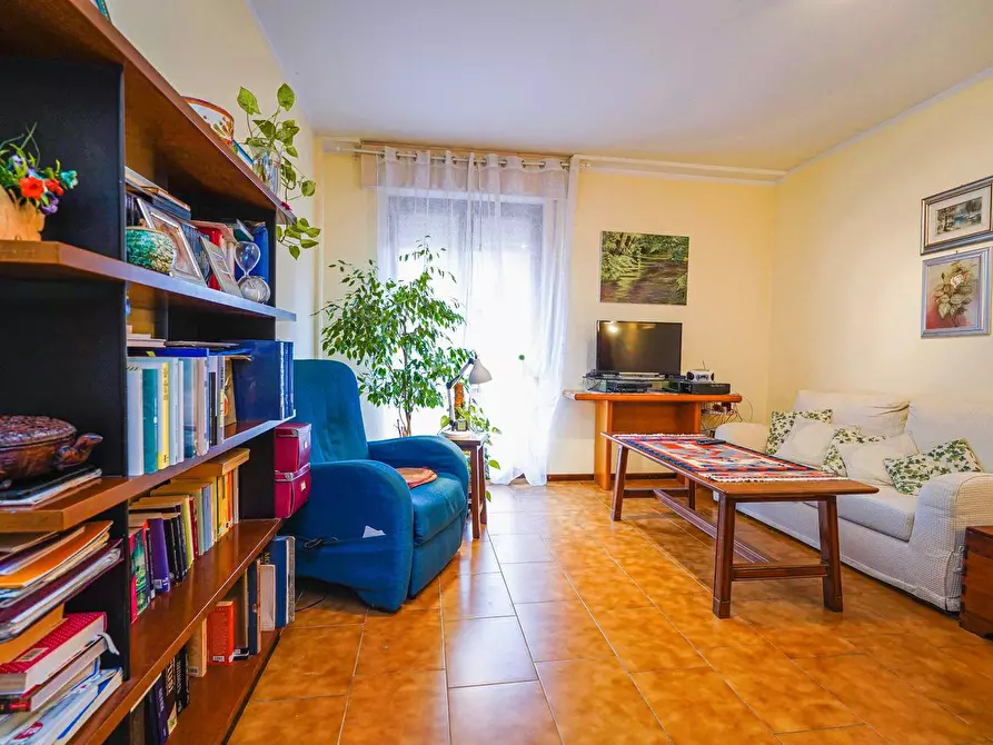 Immagine 5 di Appartamento in vendita  in Via Ludrini a Villa D'adda