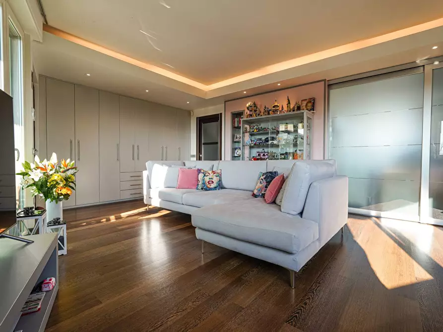 Immagine 6 di Appartamento in vendita  a Terno D'isola