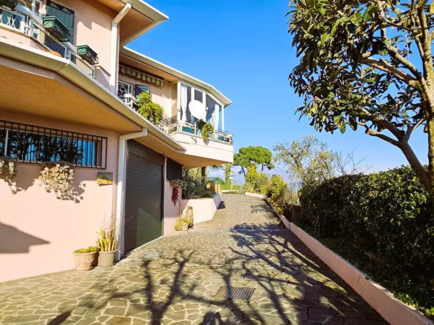 Immagine 6 di Villa in vendita  in San Rocco a Castelli Calepio