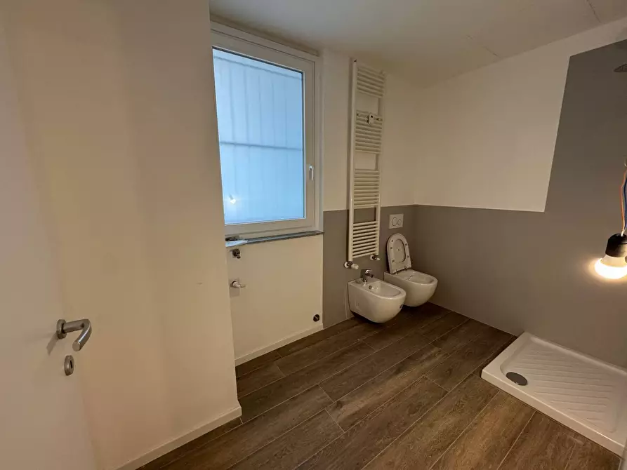 Immagine 12 di Appartamento in vendita  in Via Fratelli Casiraghi a Sesto San Giovanni