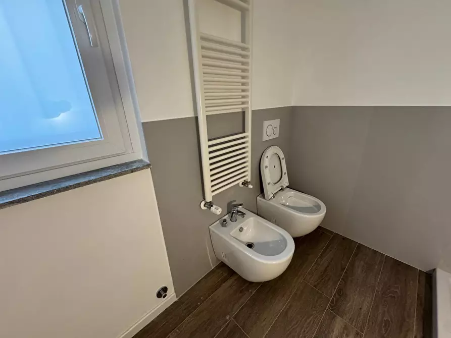 Immagine 14 di Appartamento in vendita  in Via Fratelli Casiraghi a Sesto San Giovanni