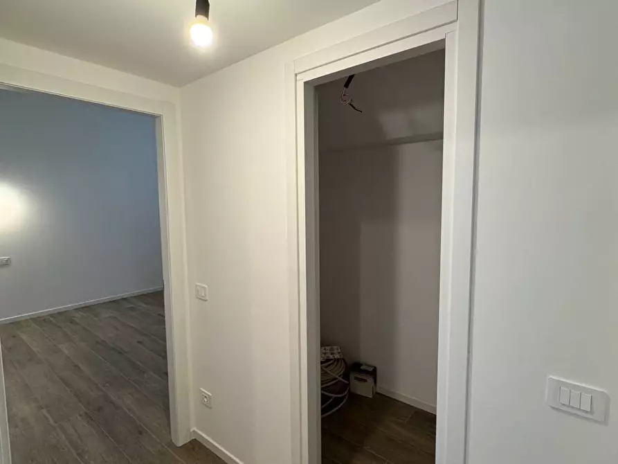 Immagine 11 di Appartamento in vendita  in Via Fratelli Casiraghi a Sesto San Giovanni