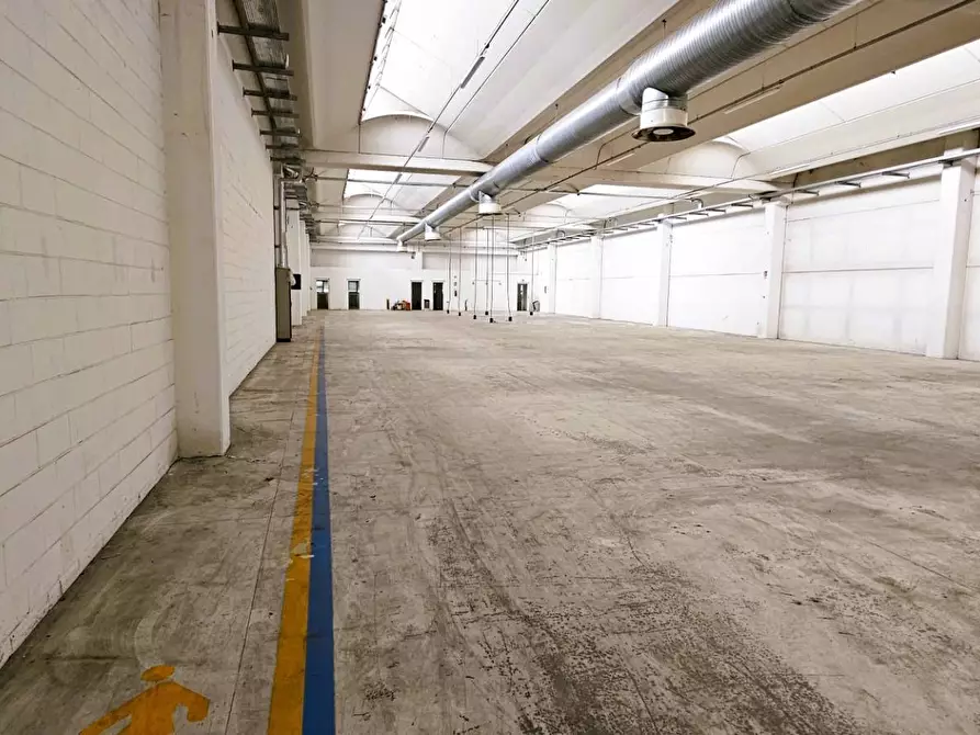 Immagine 29 di Capannone industriale in vendita  a Corsico