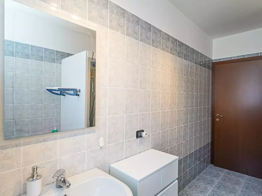 Immagine 25 di Appartamento in vendita  in Via Roma a Terno D'isola