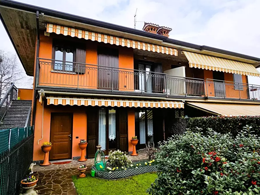 Immagine 2 di Appartamento in vendita  in casolini a Terno D'isola