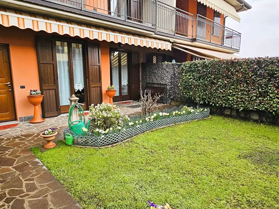 Immagine 3 di Appartamento in vendita  in casolini a Terno D'isola