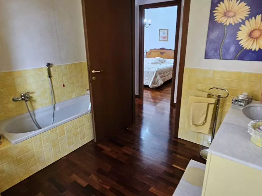 Immagine 21 di Appartamento in vendita  in casolini a Terno D'isola