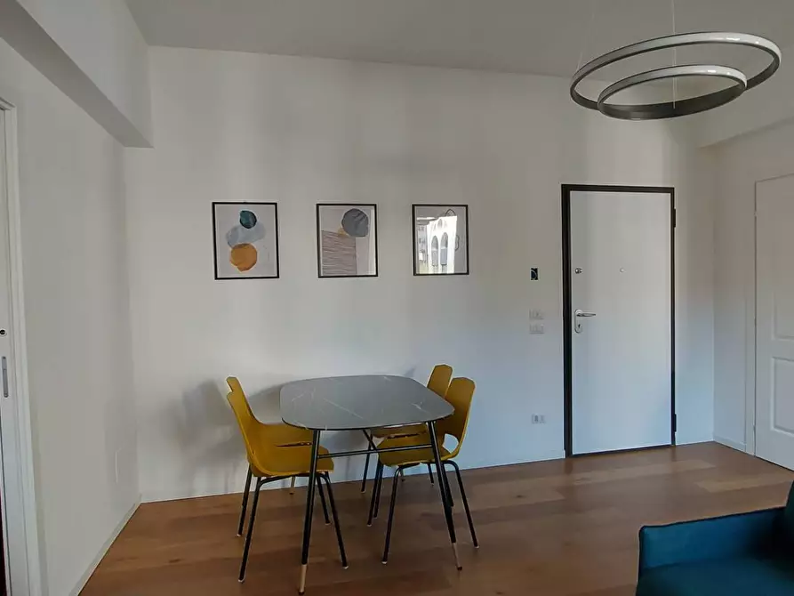 Immagine 6 di Appartamento in affitto  in Via Camozzi a Bergamo