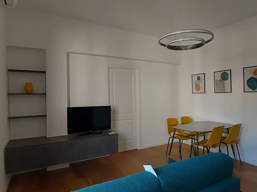 Immagine 1 di Appartamento in affitto  in Via Camozzi a Bergamo