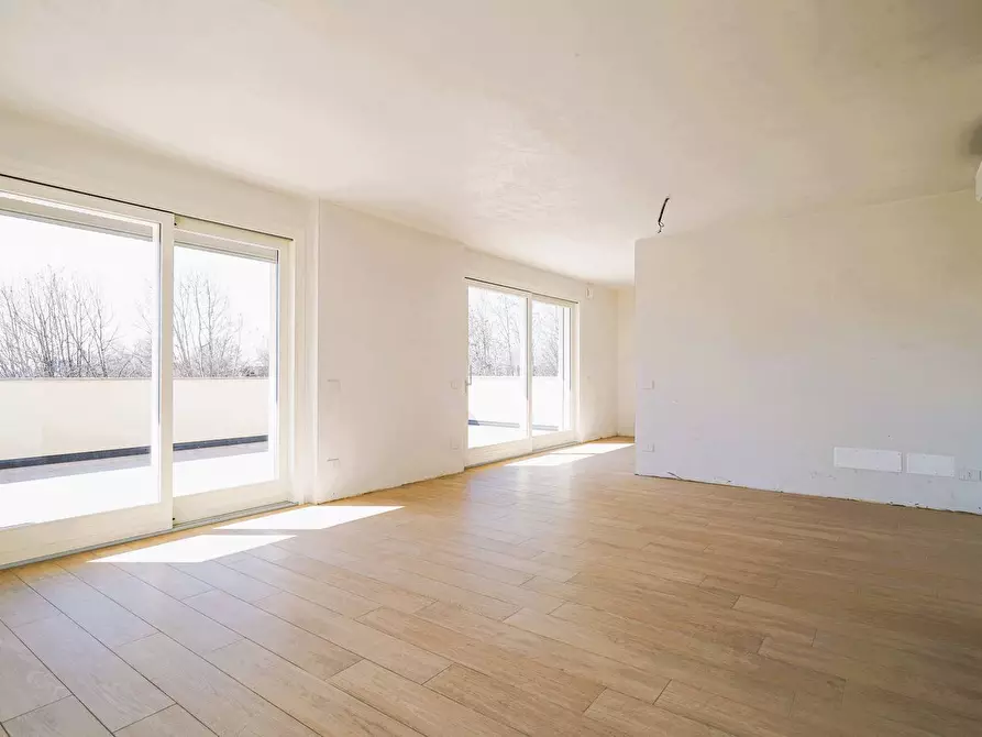 Immagine 7 di Attico in vendita  in VIA MAZZINI a Dalmine