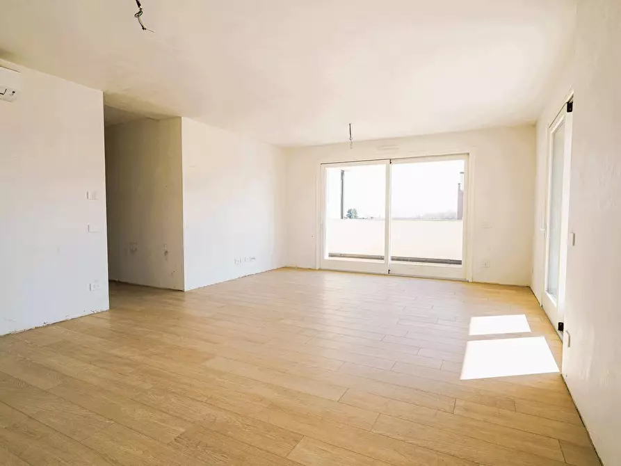 Immagine 6 di Attico in vendita  in VIA MAZZINI a Dalmine