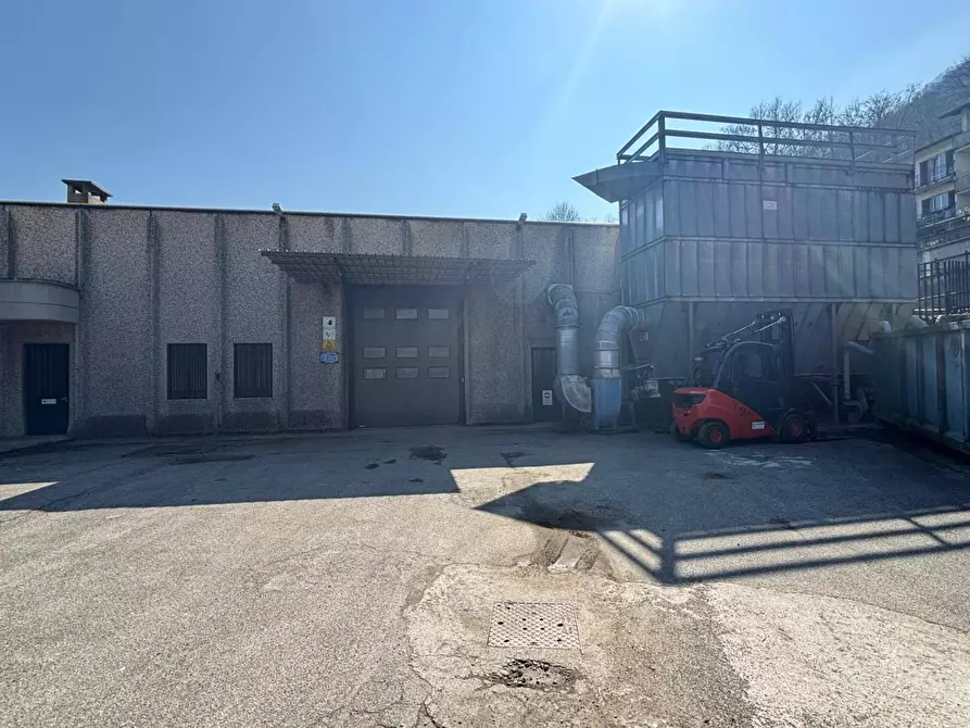 Immagine 2 di Capannone industriale in vendita  in via donatori di organi a Sant'omobono Terme