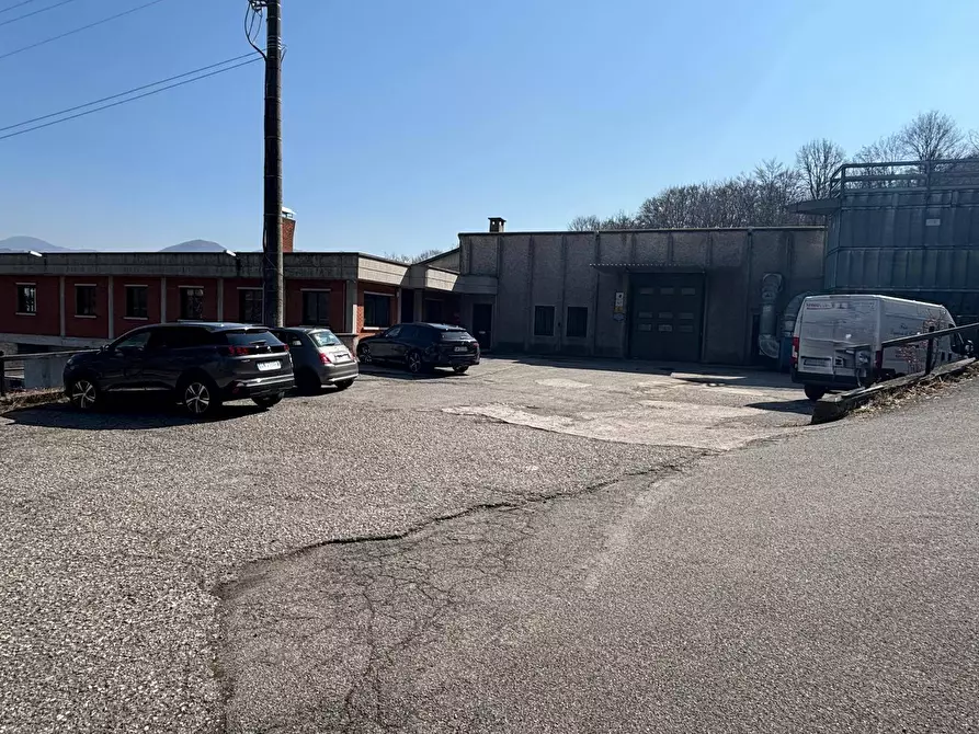 Immagine 8 di Capannone industriale in vendita  in via donatori di organi a Sant'omobono Terme