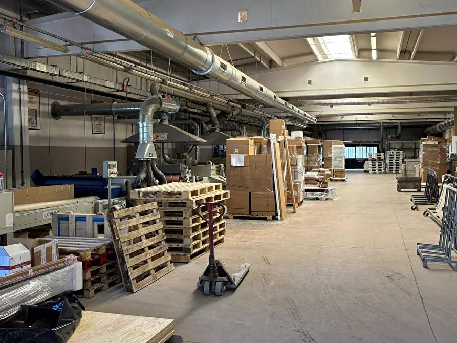Immagine 7 di Capannone industriale in vendita  in via donatori di organi a Sant'omobono Terme