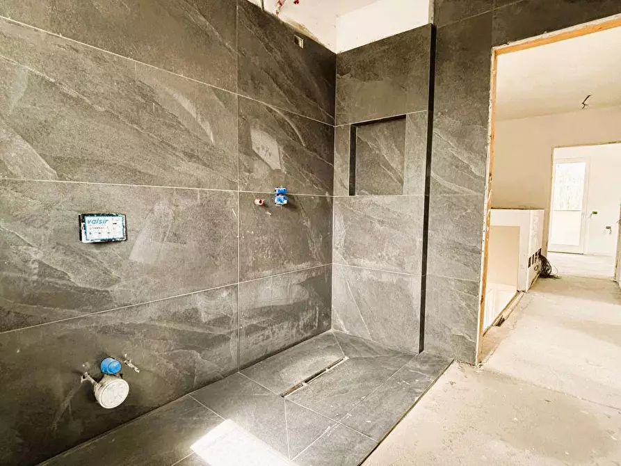 Immagine 9 di Villa in vendita  in Via Mazzini a Treviolo