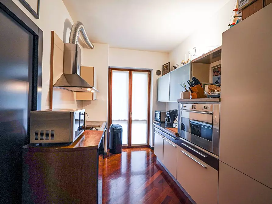 Immagine 8 di Appartamento in vendita  in Via Mazzini a Bergamo