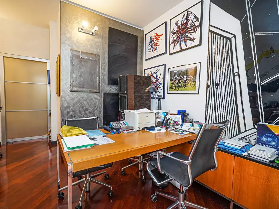 Immagine 19 di Appartamento in vendita  in Via Mazzini a Bergamo