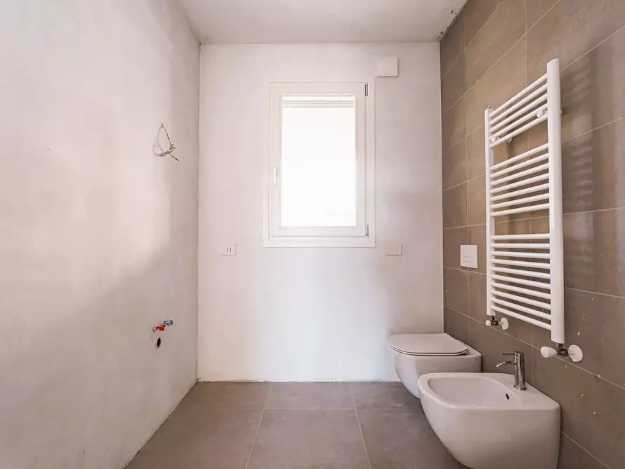 Immagine 15 di Appartamento in vendita  in via Gandhi a Curno