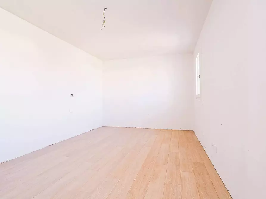 Immagine 15 di Attico in vendita  in VIA GANDHI a Curno