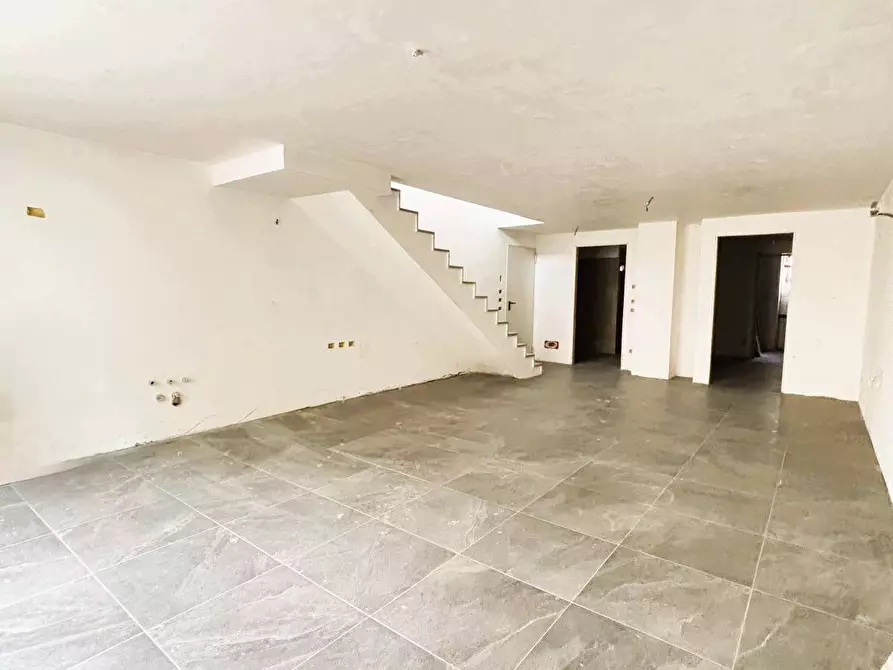 Immagine 23 di Villa in vendita  in Via Mazzini a Dalmine