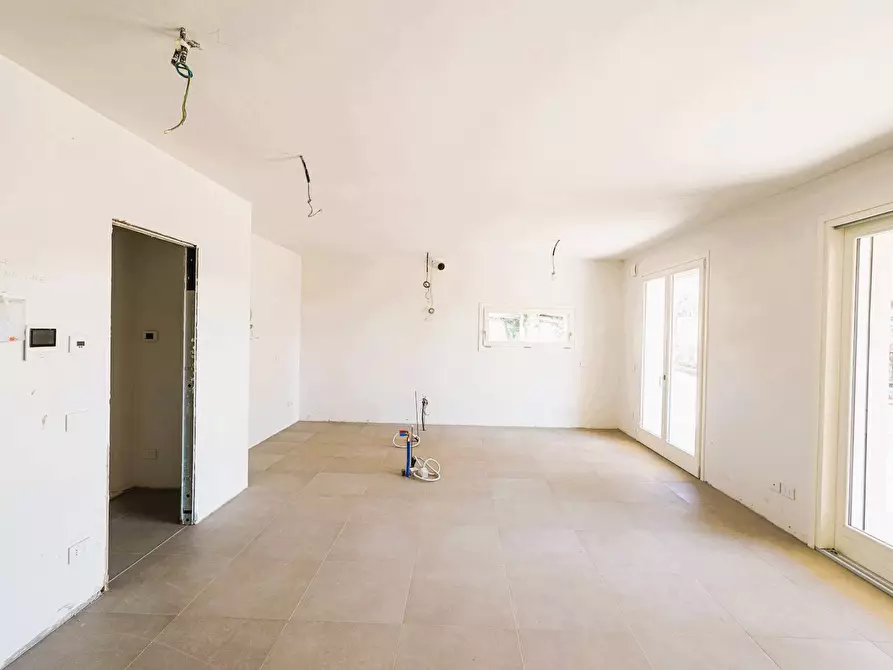 Immagine 2 di Appartamento in vendita  in via mazzini a Dalmine