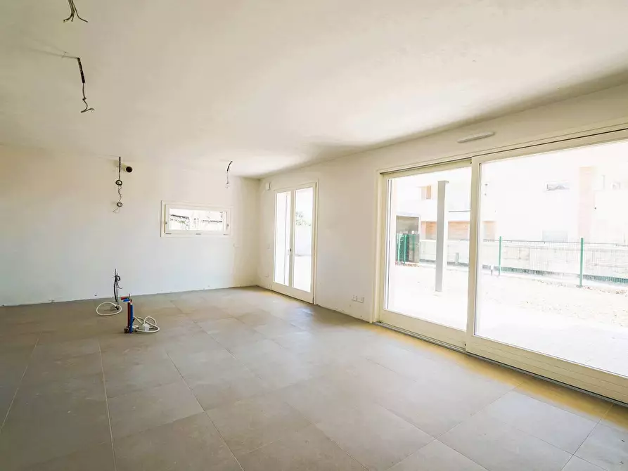 Immagine 3 di Appartamento in vendita  in via mazzini a Dalmine