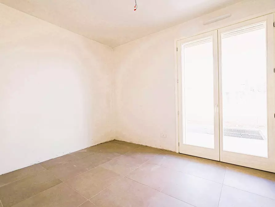 Immagine 16 di Appartamento in vendita  in via mazzini a Dalmine