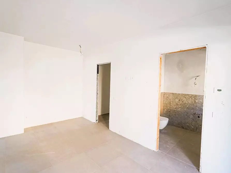 Immagine 9 di Appartamento in vendita  in via mazzini a Dalmine