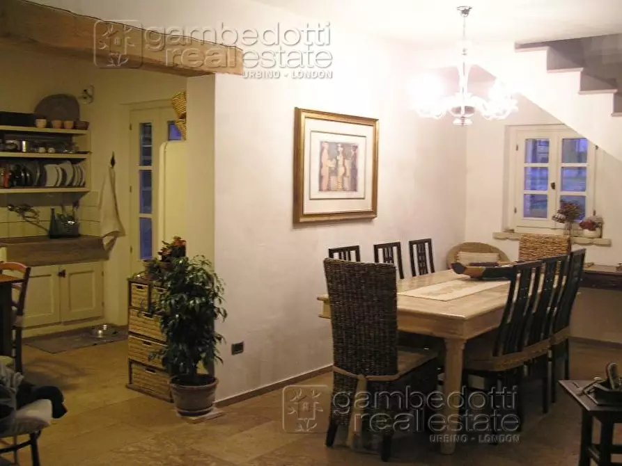 Immagine 19 di Rustico / casale in vendita  a Urbino