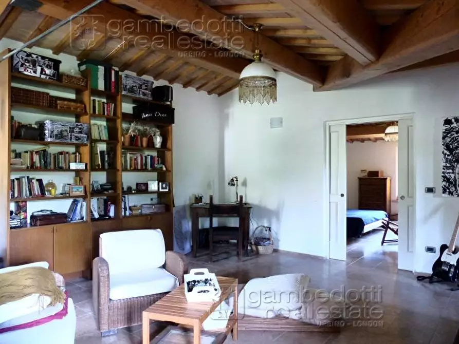 Immagine 21 di Rustico / casale in vendita  a Urbino