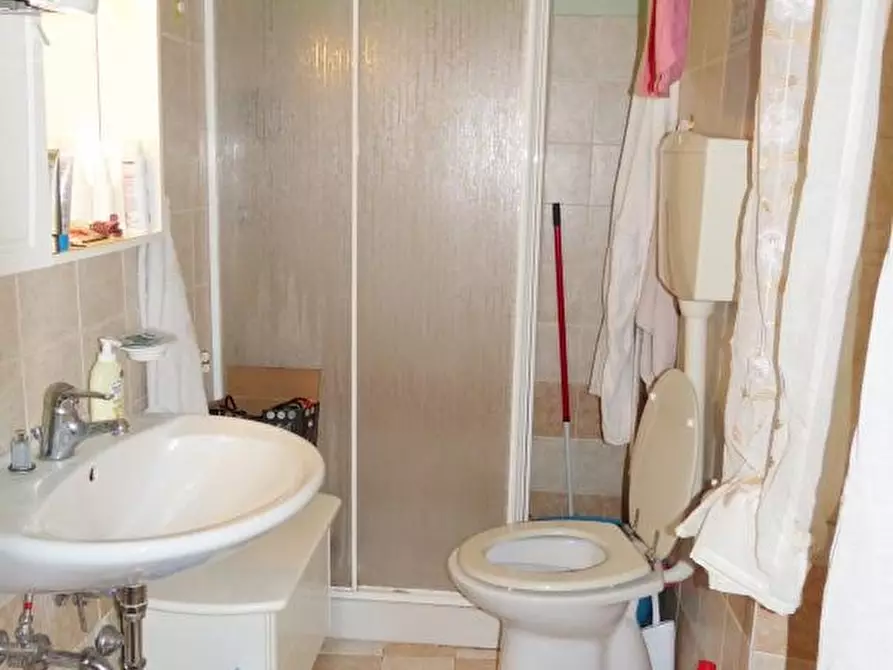 Immagine 9 di Camera in affitto  a Urbino