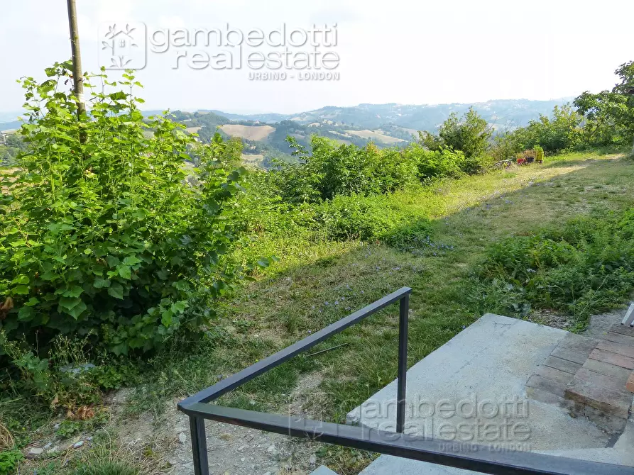 Immagine 28 di Casa indipendente in vendita  a Urbino