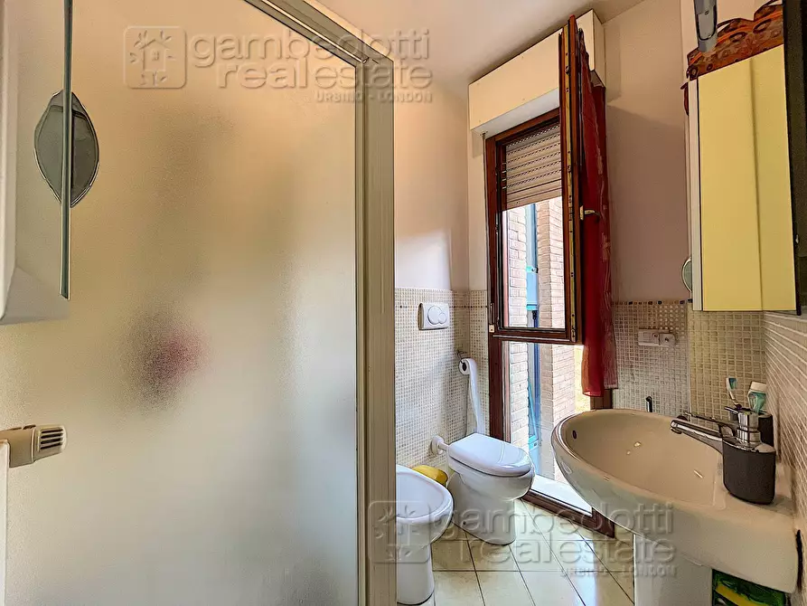 Immagine 7 di Appartamento in vendita  a Urbino