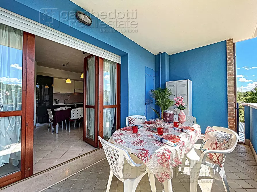 Immagine 8 di Appartamento in vendita  a Urbino