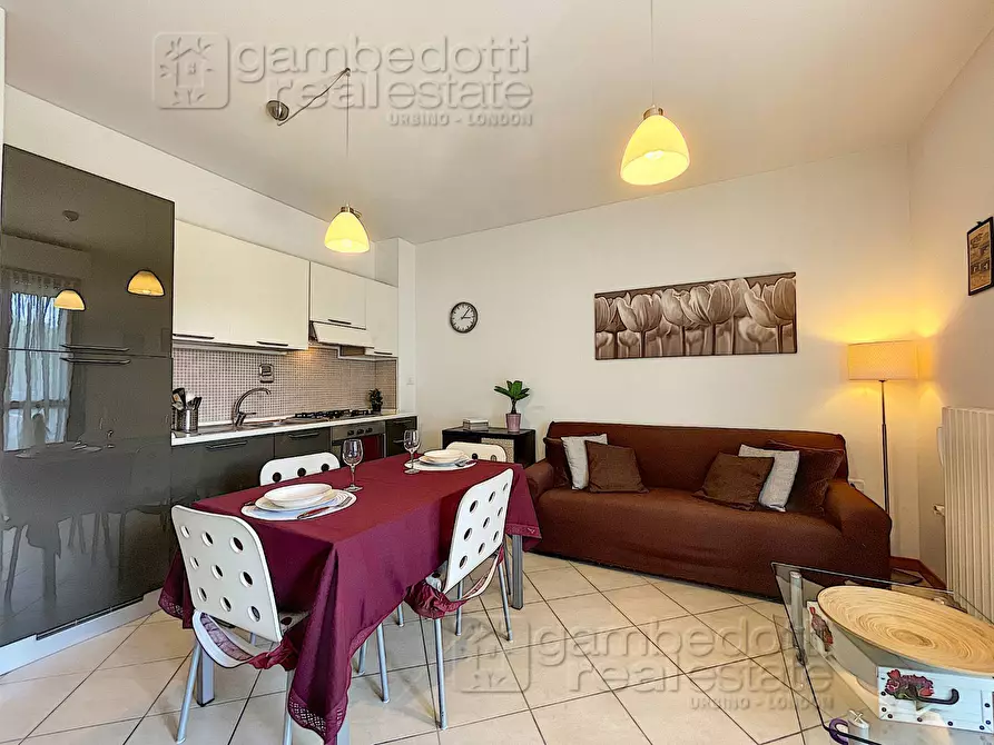 Immagine 3 di Appartamento in vendita  a Urbino