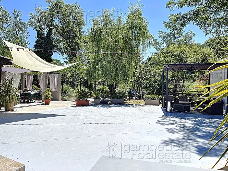 Immagine 30 di Attività commerciale in vendita  a Mondaino