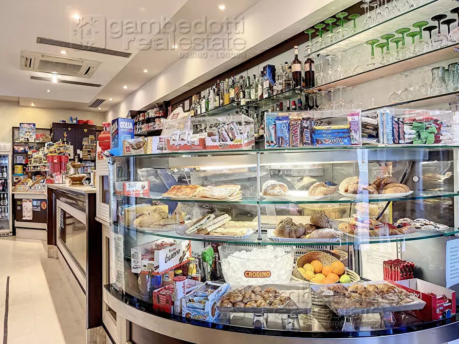 Immagine 2 di Bar / Ristorante in vendita  a Urbino
