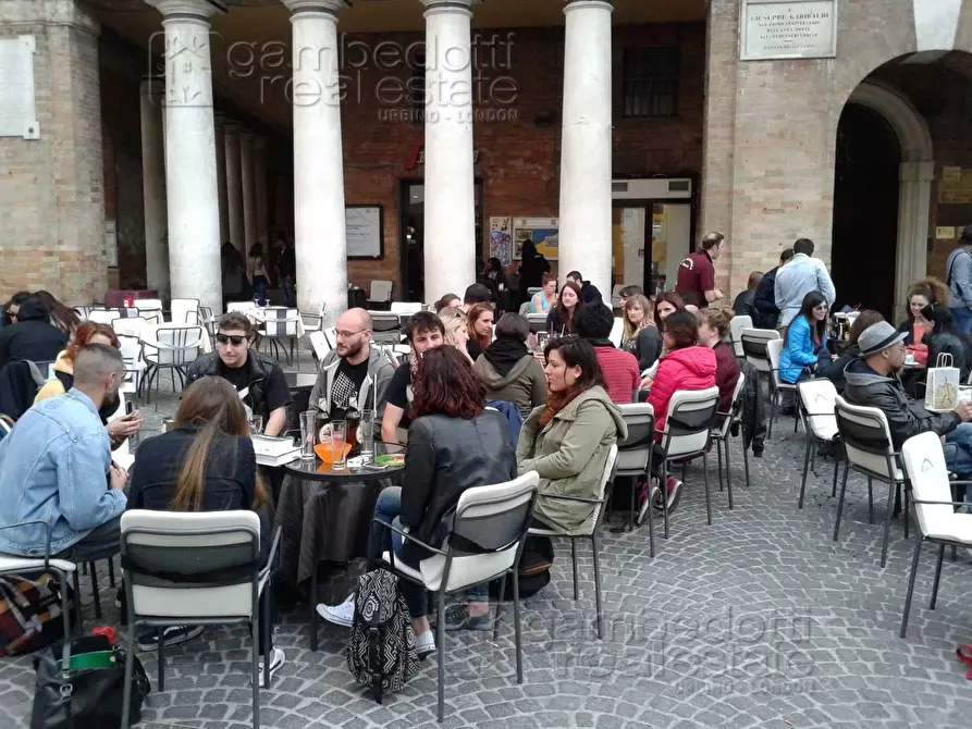 Immagine 15 di Bar / Ristorante in vendita  a Urbino