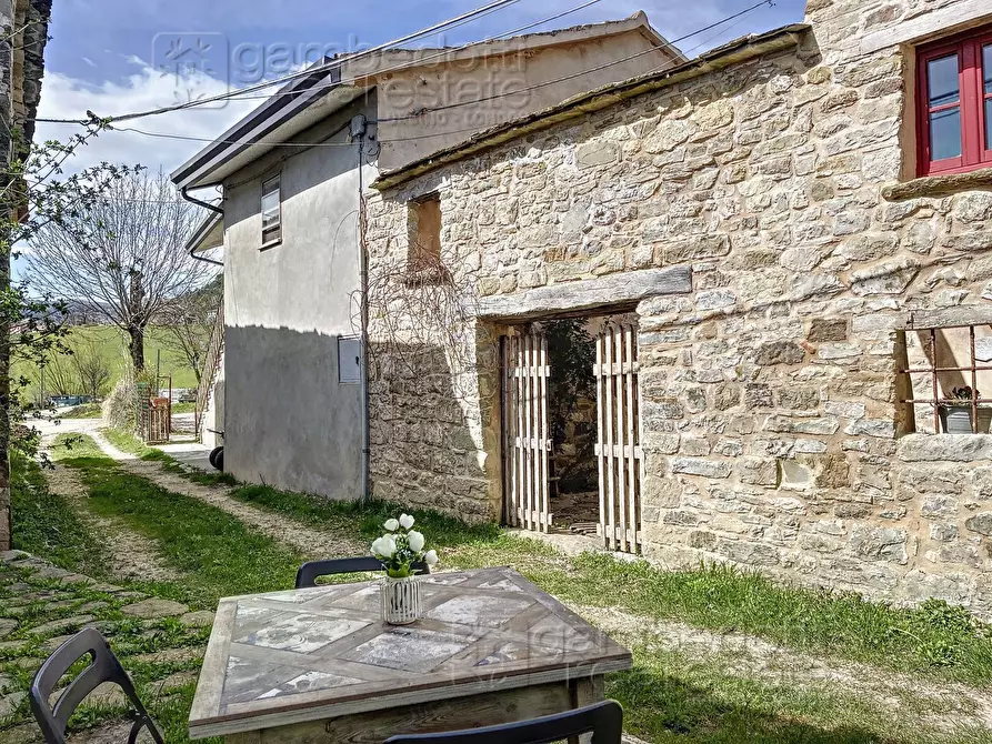 Immagine 4 di Casa semindipendente in vendita  a Montecopiolo