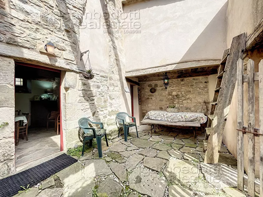 Immagine 7 di Casa semindipendente in vendita  a Montecopiolo