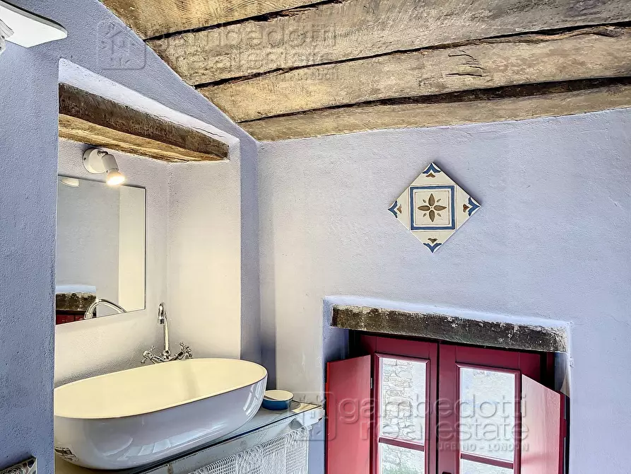 Immagine 19 di Casa semindipendente in vendita  a Montecopiolo