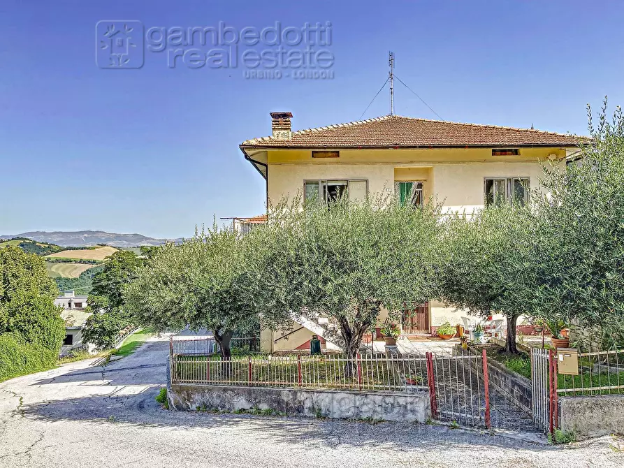 Immagine 27 di Casa bifamiliare in vendita  a Urbino