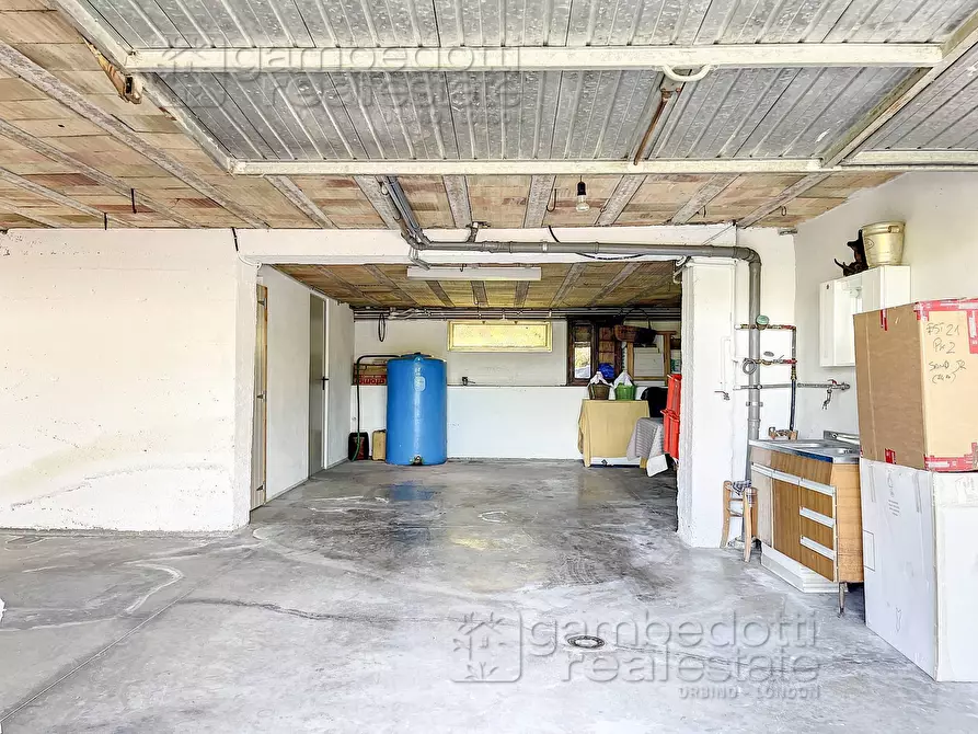 Immagine 21 di Casa bifamiliare in vendita  a Urbino