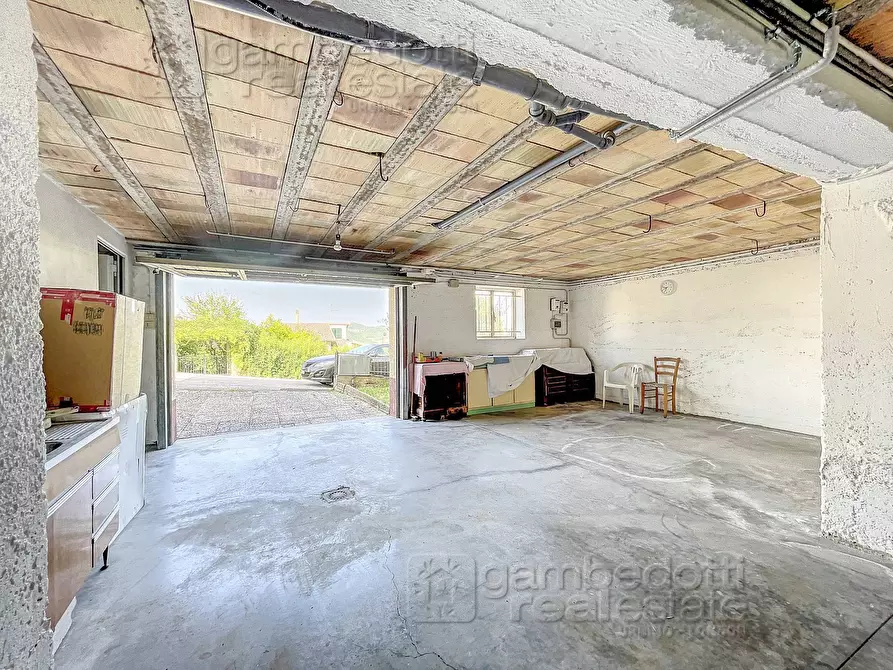 Immagine 22 di Casa bifamiliare in vendita  a Urbino