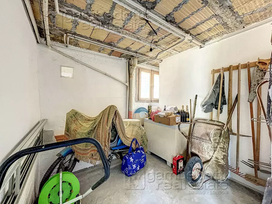 Immagine 25 di Casa bifamiliare in vendita  a Urbino